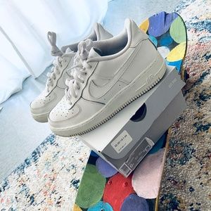 Nike Air Force 1 White